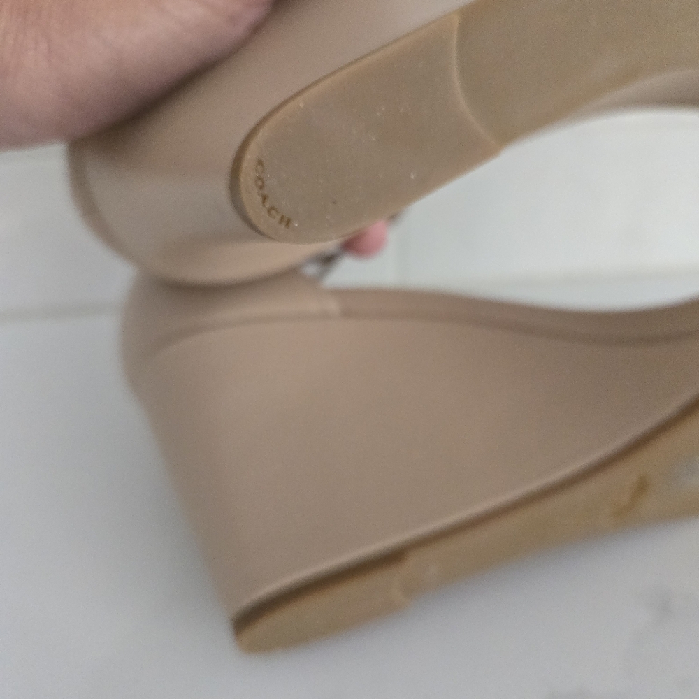 COACH Women's Odetta Wedge Sandals Leather Nude Tan Ankle Strap Open-Toe Size 9 - Picture 11 of 11